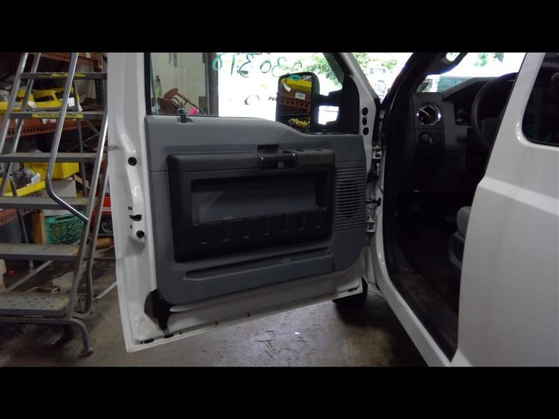 2011 F250SD Driver Left Front Door Trim Panel 1168393