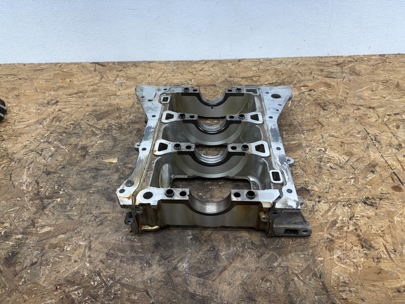 NISSAN 370Z 2009-2021 OEM LOWER CRANKSAHFT CRANK CASE GIRDLE BLOCK CAP ASSY 3.7L