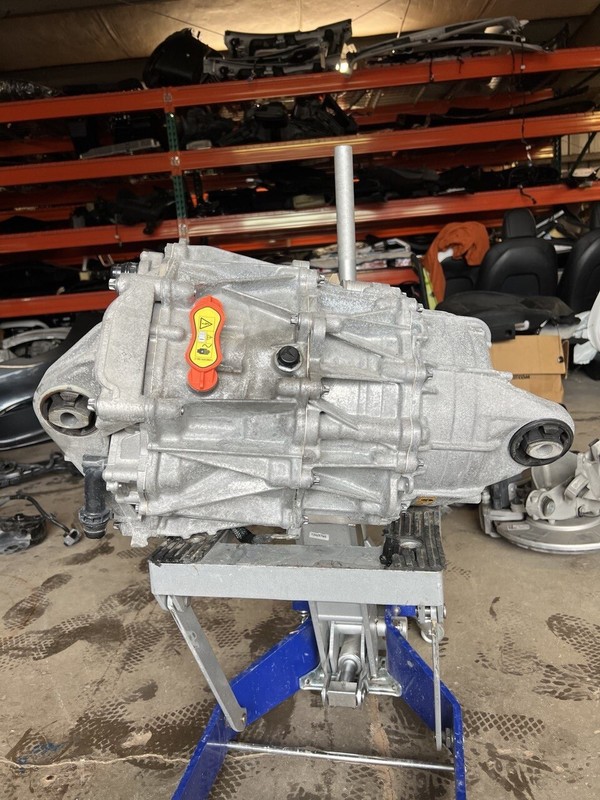 17-24 TESLA 3 Y FRONT DRIVE UNIT MOTOR DRIVEUNIT 1120960-10-H N-2269
