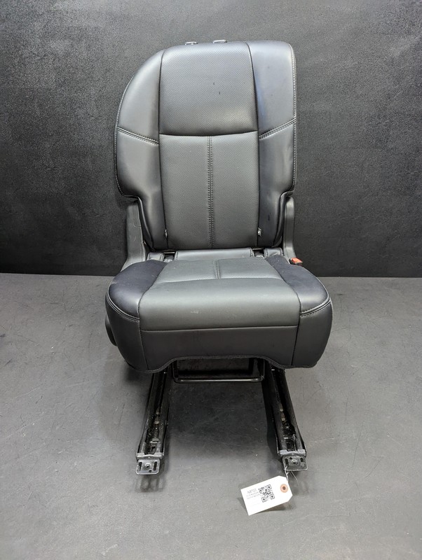 2nd Row Rear Right Seat Leather 2019 Nissan Pathfinder 2018 2020
