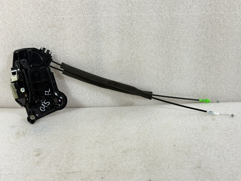 18-22 Toyota CHR LH - Drivers Front Door Power Latch Assembly With 2 Cables #015