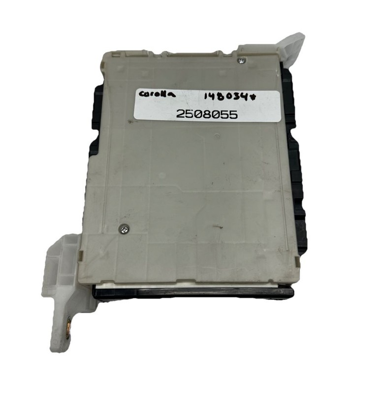 Toyota Corolla junction block box 2021 cabin fuse relay box OEM 8273012N90 assy