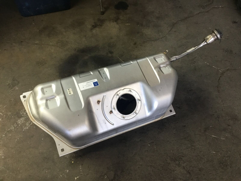 Mercedes SL550 R231 2013 Fuel Gas Tank Reservoir 13-17 :Y
