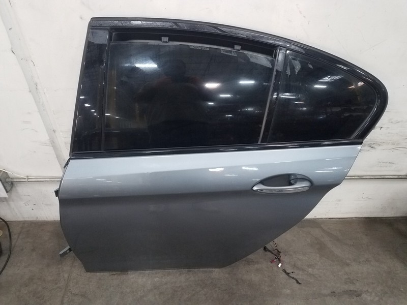 2018 BMW M5 F90 Left Rear Driver Door #2469 Z7