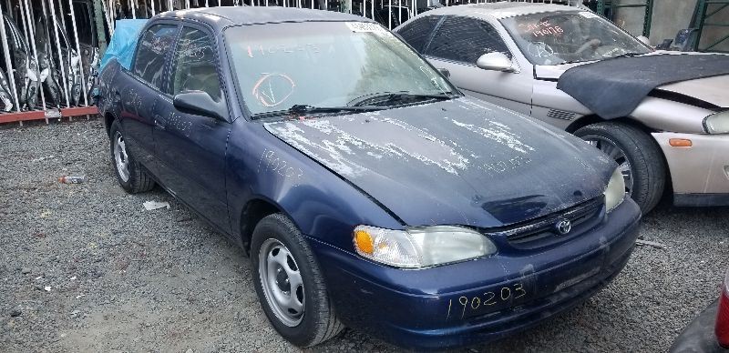 98 99 00 01 02 TOYOTA COROLLA PASSENGER RIGHT FENDER BLUE DENT