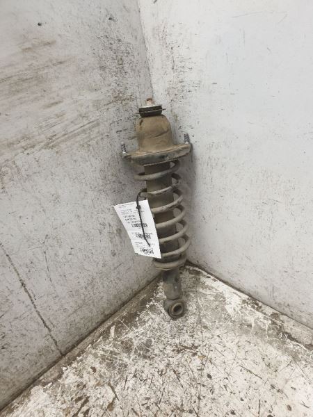 09-12 TOYOTA COROLLAXRS REAR RIGHT PASSENGER SIDE STRUT