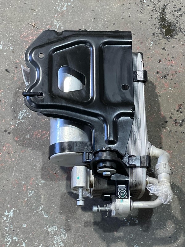 2019-2022 BMW 330I Complete With Hardware & Bracket