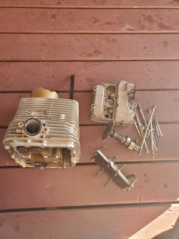 1987-2004 Suzuki Intruder 1400 Vs1400 FRONT Engine Cylinder Head Block