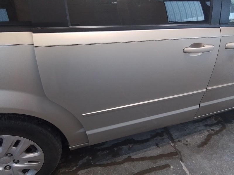 Passenger Rear Side Door Movable Glass Manual Closer Fits 08-20 CARAVAN 3429429
