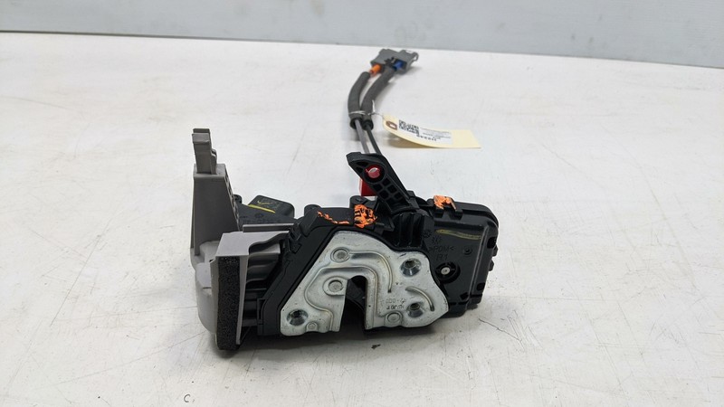 Rear Right Door Lock Latch 2019 Hyundai Kona 81420-J9100 2018-2020 2021 2022