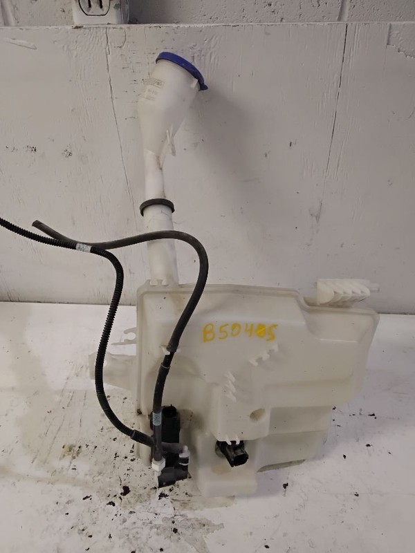 Wash Reservoir Hatchback Fits 12-18 FOCUS 3585884