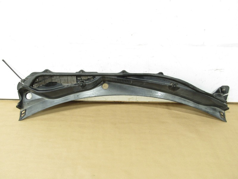 17-21 Toyota 86 GT 2018 Front Windshield Wiper Cowl Grille Panel ;