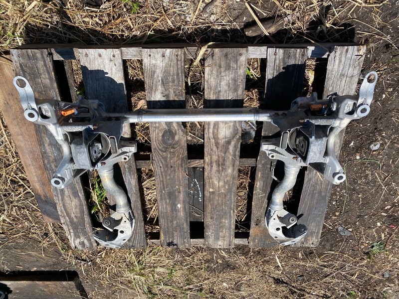 13-17 AUDI Q5 FRONT ENGINE LOWER SUSPENSION SUBFRAME CROSSMEMBER CRADLE OEM