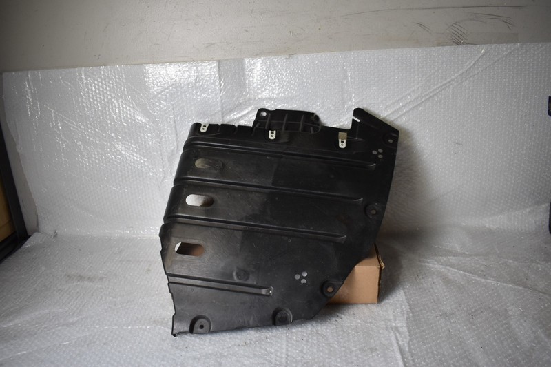 BMW IX XDRIVE50 REAR RIGHT SHIELD 2022-2025 OEM 51 75 7 932 078