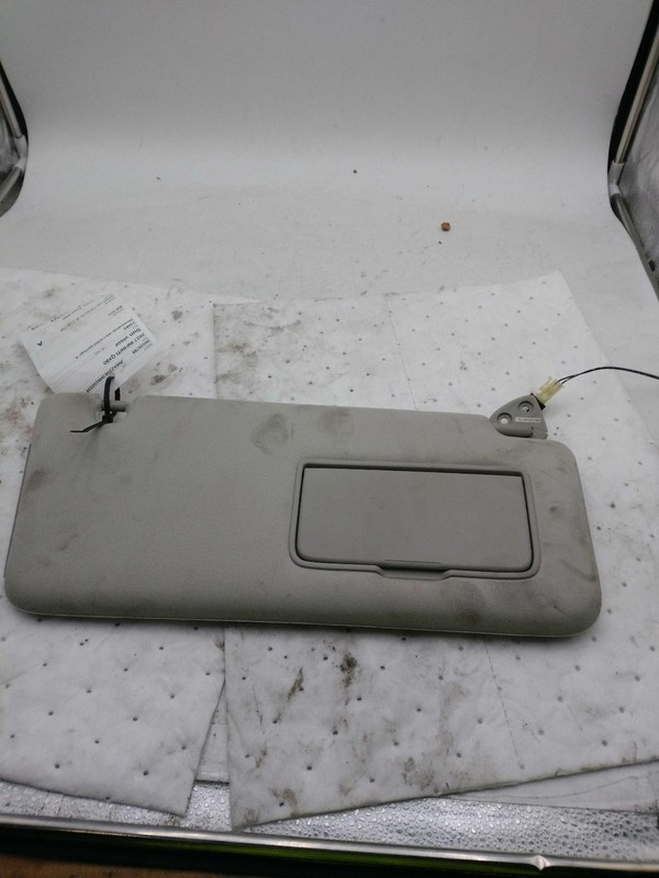 2017 INFINITI QX80 Blue Used Sun Visor OEM Part #426571, 105K Miles
