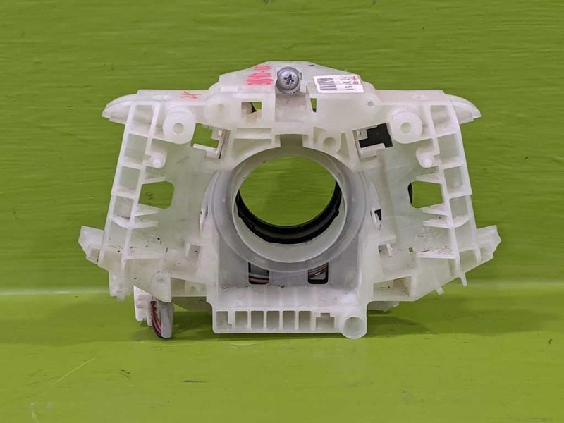 11 LANCER WHEEL ANGLE POSITION SENSOR COLUMN SWITCH HOUSING OEM 3840-10