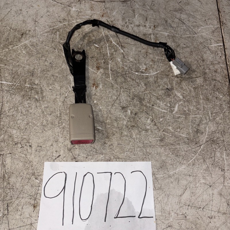 2007-09 LEXUS RX350 FRONT RIGHT SEAT BELT BUCKLE E067902 OEM