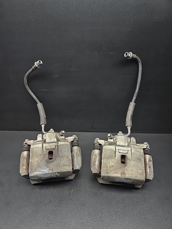 06-10 Saturn Sky Red Line Front Right Left Passenger Driver Brake Caliper OEM