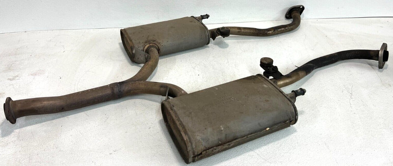 92-97 LEXUS UCF20L LS400 CENTER EXHAUST RESONATORS DUAL PIPE OEM