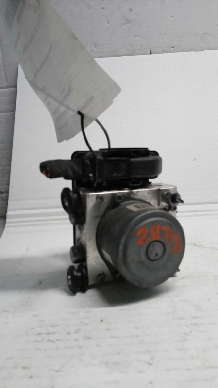 2015 Buick LaCrosse ABS Pump & Motor Assembly OEM 22997263 108k Miles