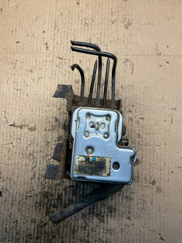 Chevrolet GM ABS Anti-Lock Brake Module 13567128 V5323 PS