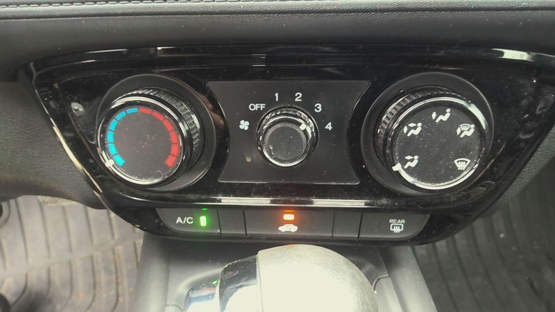 Heater A/c Control HONDA HRV 16 17 18 19 20 21 22