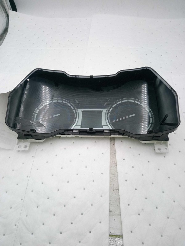 Used Speedometer Gauge fits: 2018 Toyota 4 runner cluster 4.0L MPH Limited 4x4 G