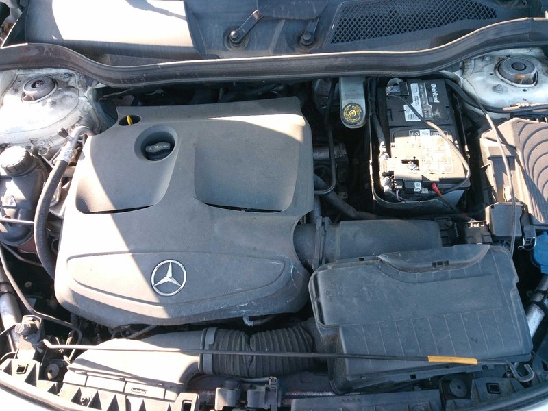 2018 MERCEDES CLA-CLASS Center Console White OEM Used 85000 Miles NJ25-27954