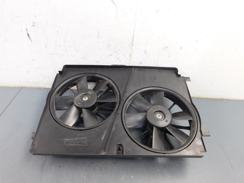 2004 01 02 03 04 Chevy Corvette C5 Z06 Radiator Fans / Shroud #8568 G2