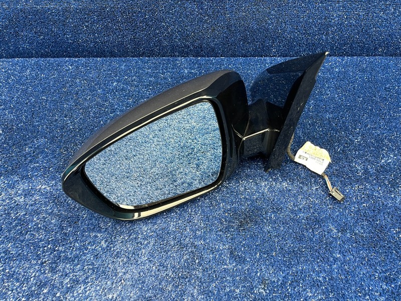 2017–2020 Nissan Pathfinder Front Left Side Mirror OEM 96302-9PF9A (Damage)