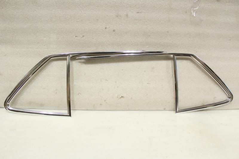 1972 1973 1974 1975 1976 1977 1978 MERCEDES 450SL R107 QUARTER GLASS ROOF TRIMS