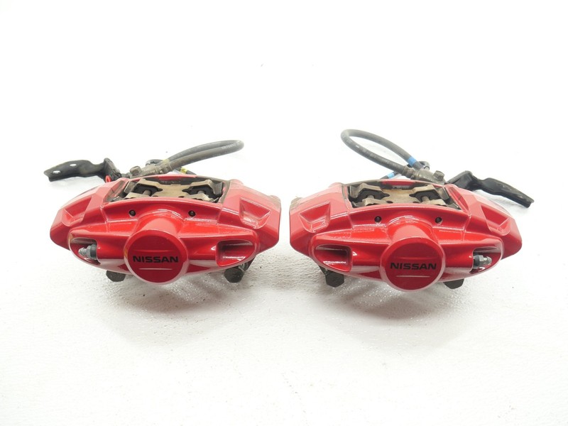 2009-2020 Nissan 370Z Z34 Rear Brake Caliper Pair Akebono LH RH 289101NL0A OEM