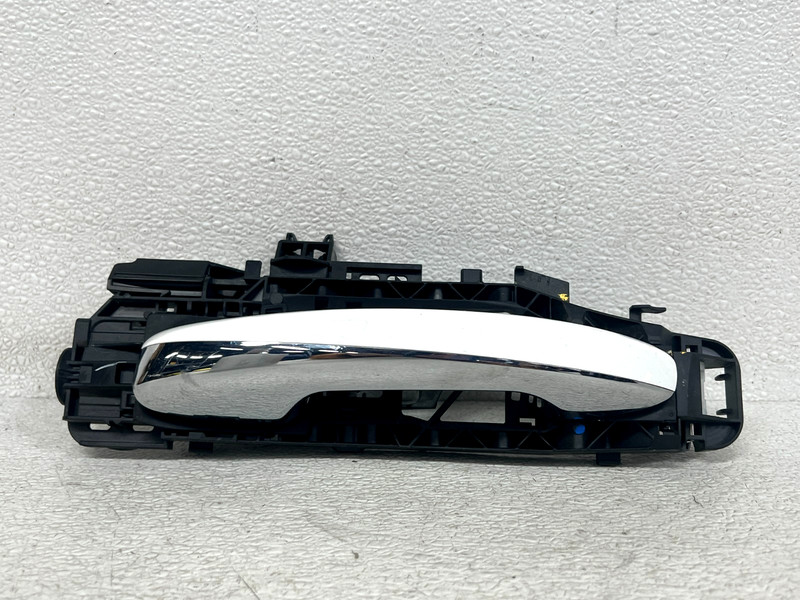 ⭐2019-2022 MERCEDES-BENZ A220 REAR LEFT LH SIDE EXTERIOR DOOR HANDLE OEM LOT2712