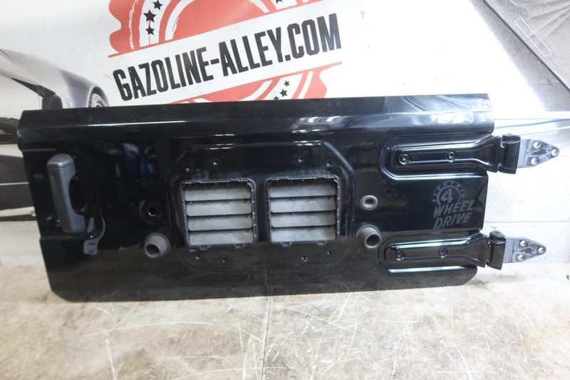 2018-2025 Jeep Wrangler JL JLU OEM Rear Tailgate Back Door PX8 68281561