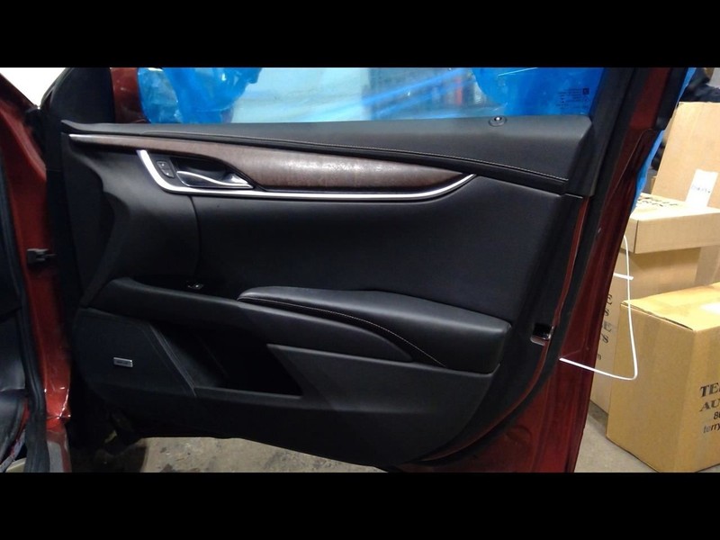 2019 XTS Passenger Right Front Door Trim Panel 1531578