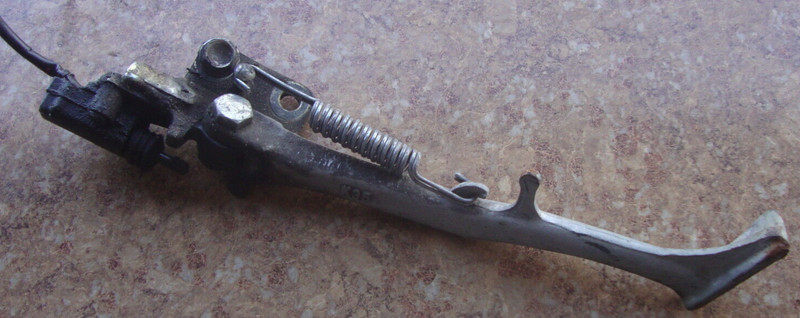1994 Kawasaki Ninja ZX600 ZX 600 ZX ZX-6 E Side Kick Stand & Sensor Spring L8