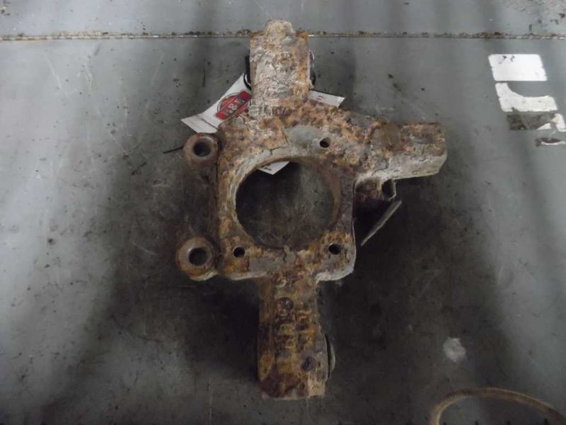 93 94 95 96 97 SEVILLE L. REAR STUB AXLE 132797