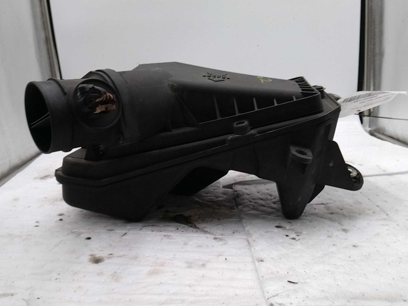2007 Pontiac G6 Air Cleaner Assembly OEM 25827094 Used 3.5L V6 147K Miles
