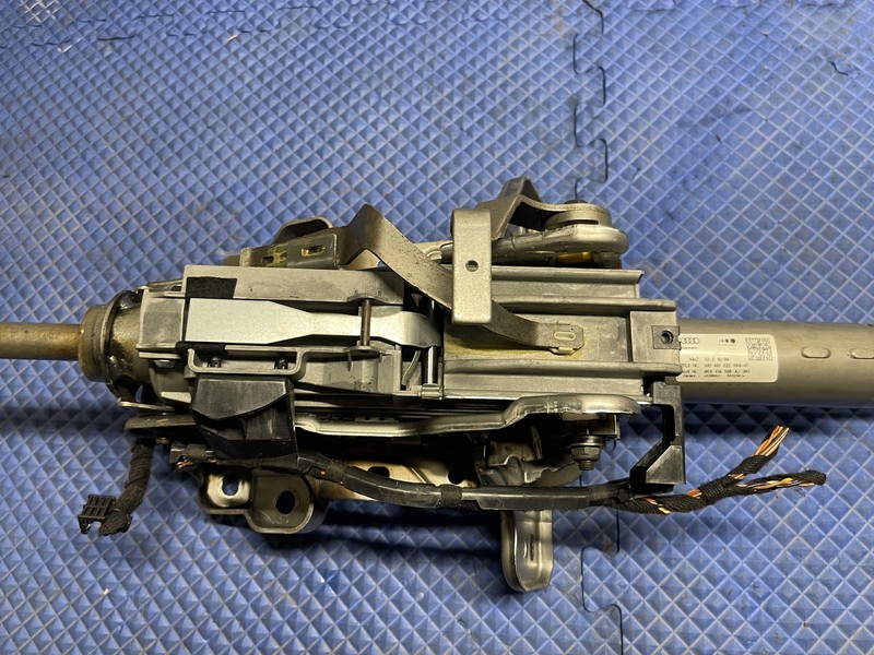 08-12 Audi A5 Steering Column Assembly Tested Oem