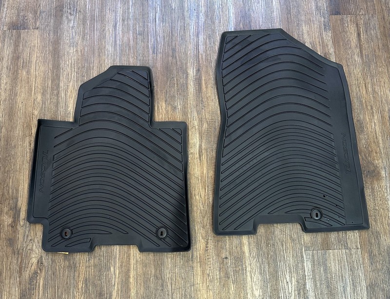 2019-21 HYUNDAI TUCSON ALL WEATHER FLOOR MAT -FRONT ONLY- OEM # D3F13-AC500