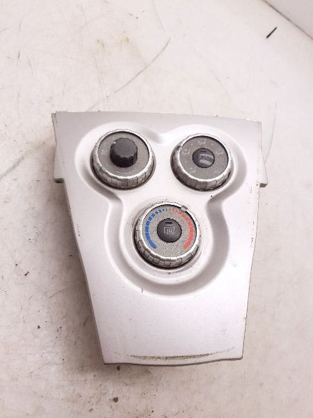 07-08 TOYOTA YARIS 1.5L FWD AT TEMPERATURE CONTROL SWITCH