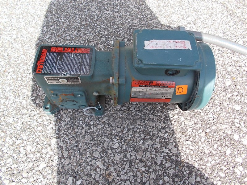 Reliance Electric Motor 5-2000 P56H5069U w/ Dodge Tiger Reducer MR94752L1 Z TZ