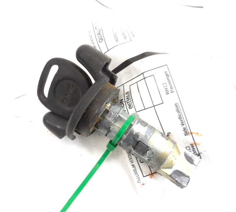 2002-2006 GMC Envoy XL Ignition Control Switch W/ Key OEM