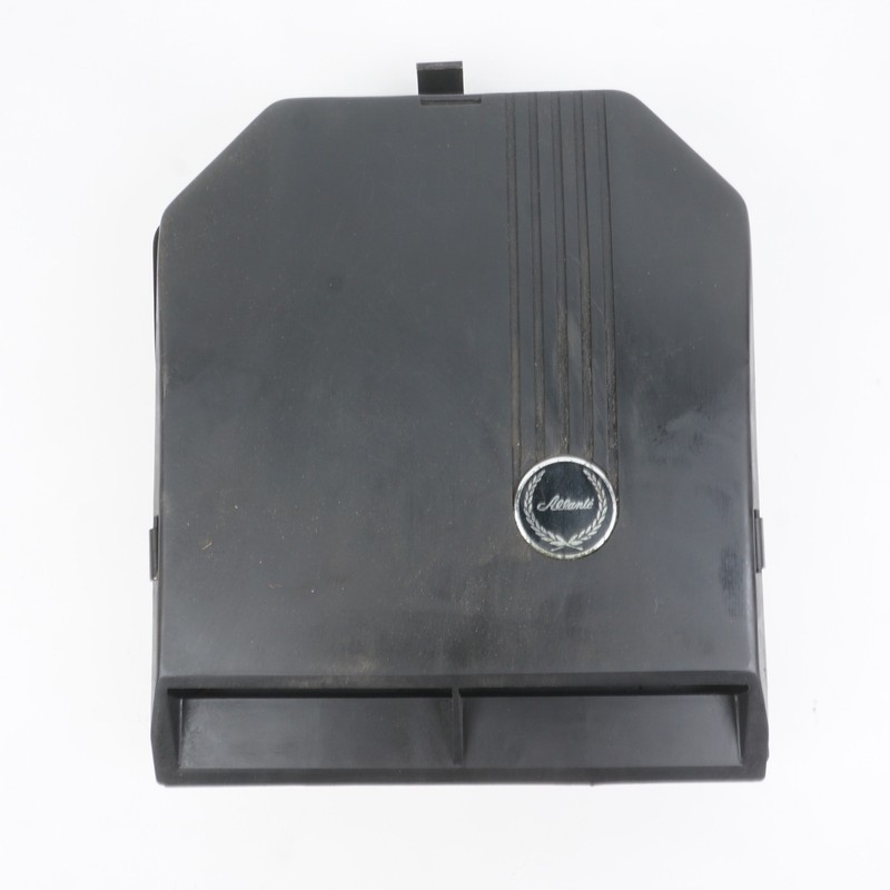 87-92 1987-1992 CADILLAC ALLANTEENGINE INTAKE AIR DUCT W/ EMBLEM
