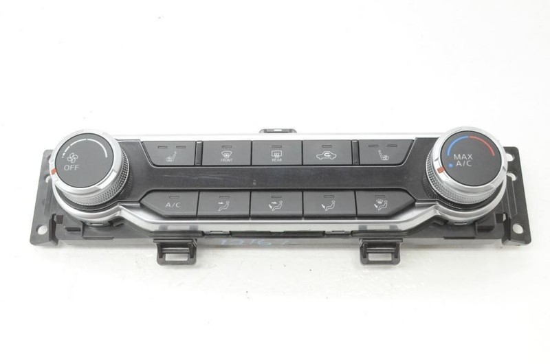 2019-2020 Nissan Altima SR Heat and Ac Temperature Controller with Heated Seats