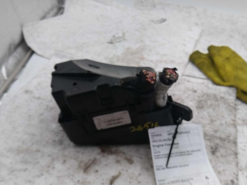 2011 Hyundai Elantra OEM Fuse Box Black 612585 148K Miles SED 1.80L