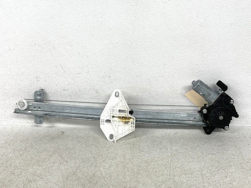 ⭐2014-2020 ACURA MDX FRONT RIGHT PASS SIDE WINDOW REGULATOR W/ MOTOR OEM LOT2414