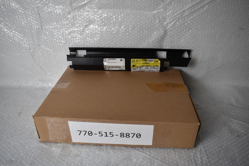 GMC SIERRA 1500 BASE FRONT LEFT SIDE AIR BAFFLE 2014-2018 OEM 23435604