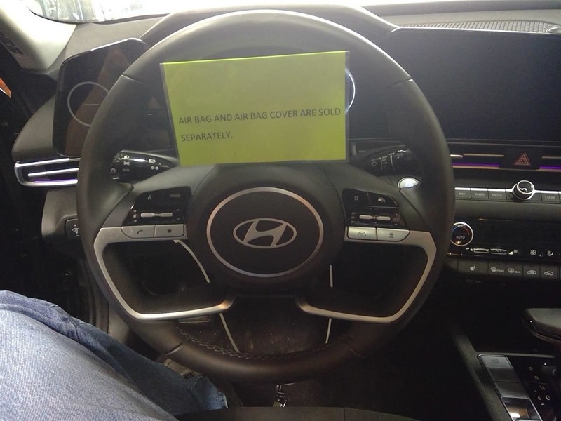 Steering Wheel Naturally Aspirated Leather Non-heated Fits 24-25 ELANTRA 1769438