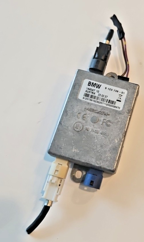 07-10 BMW 528I 535xi Audio Hub Jack Interface Module Unit 912373901 OEM